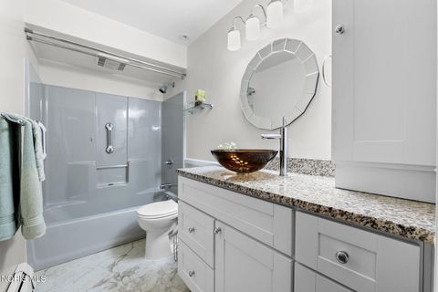 Tiny photo for 28375 White Road, Perrysburg, OH 43551 (MLS # 10006293)