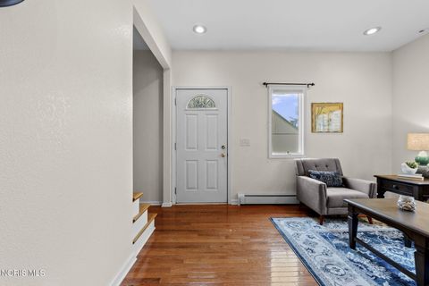 Tiny photo for 28375 White Road, Perrysburg, OH 43551 (MLS # 10006293)