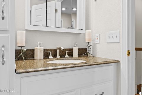 Tiny photo for 28375 White Road, Perrysburg, OH 43551 (MLS # 10006293)