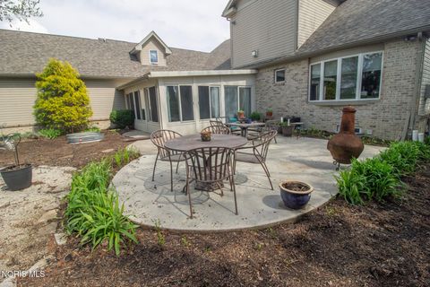 Tiny photo for 28375 White Road, Perrysburg, OH 43551 (MLS # 10006293)