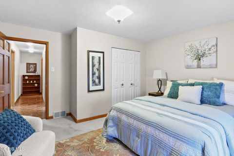 Tiny photo for 28375 White Road, Perrysburg, OH 43551 (MLS # 10006293)