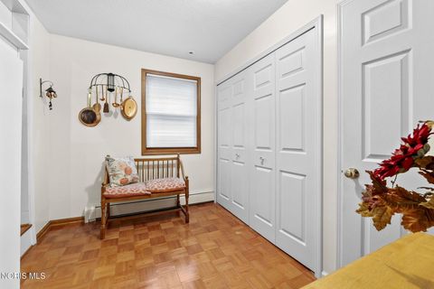 Tiny photo for 28375 White Road, Perrysburg, OH 43551 (MLS # 10006293)