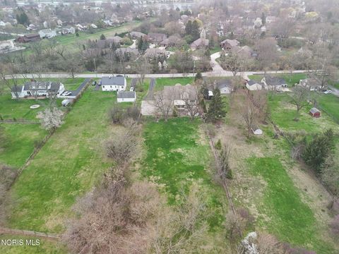 Tiny photo for 28375 White Road, Perrysburg, OH 43551 (MLS # 10006293)