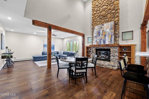 Tiny photo for 28375 White Road, Perrysburg, OH 43551 (MLS # 10006293)