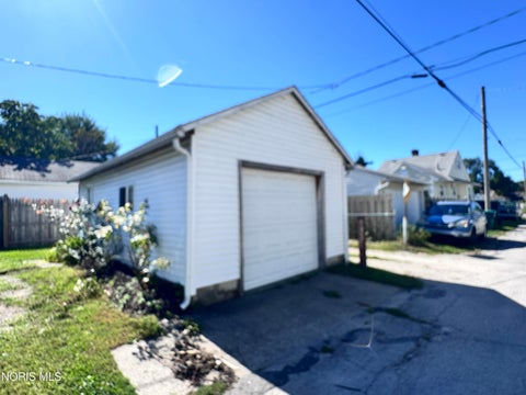 Tiny photo for 177 Bacon Street, Rossford, OH 43460 (MLS # 10014063)