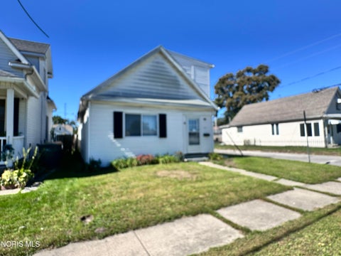 Photo of 177 Bacon Street, Rossford, OH 43460 (MLS # 10014063)