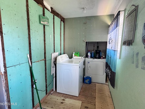 Tiny photo for 177 Bacon Street, Rossford, OH 43460 (MLS # 10014063)
