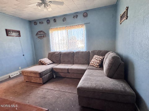 Tiny photo for 177 Bacon Street, Rossford, OH 43460 (MLS # 10014063)