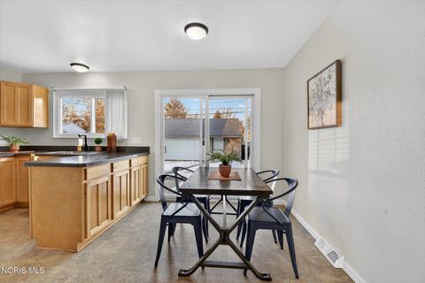 Tiny photo for 5147 Oldham Drive, Toledo, OH 43613 (MLS # 10004123)