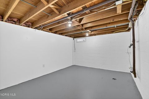 Tiny photo for 5147 Oldham Drive, Toledo, OH 43613 (MLS # 10004123)