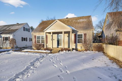 Tiny photo for 5147 Oldham Drive, Toledo, OH 43613 (MLS # 10004123)