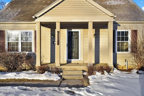 Tiny photo for 5147 Oldham Drive, Toledo, OH 43613 (MLS # 10004123)