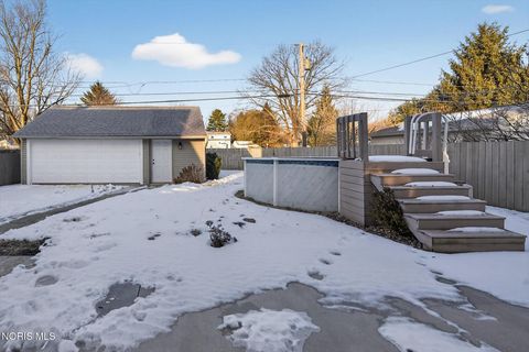Tiny photo for 5147 Oldham Drive, Toledo, OH 43613 (MLS # 10004123)
