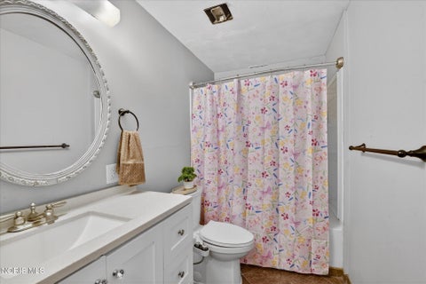 Tiny photo for 639 Southbriar Road, Toledo, OH 43607 (MLS # 10014881)