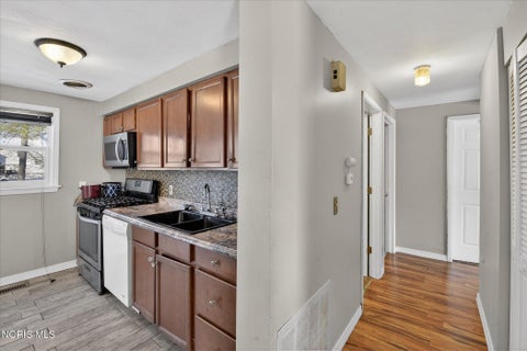 Tiny photo for 639 Southbriar Road, Toledo, OH 43607 (MLS # 10014881)