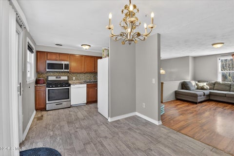 Tiny photo for 639 Southbriar Road, Toledo, OH 43607 (MLS # 10014881)