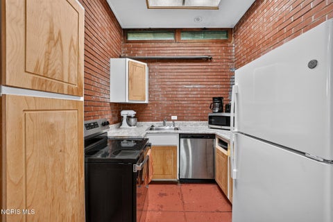 Tiny photo for 4723 Oakridge Drive, Toledo, OH 43623 (MLS # 10011659)