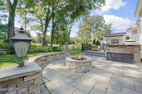 Tiny photo for 7559 Olympic Parkway, Sylvania, OH 43560 (MLS # 10011637)