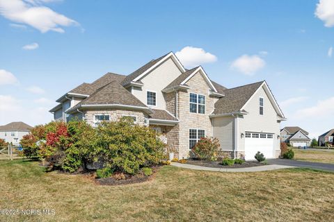 Tiny photo for 4911 Prestonwood Road, Perrysburg, OH 43551 (MLS # 10000281)