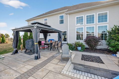 Tiny photo for 4911 Prestonwood Road, Perrysburg, OH 43551 (MLS # 10000281)