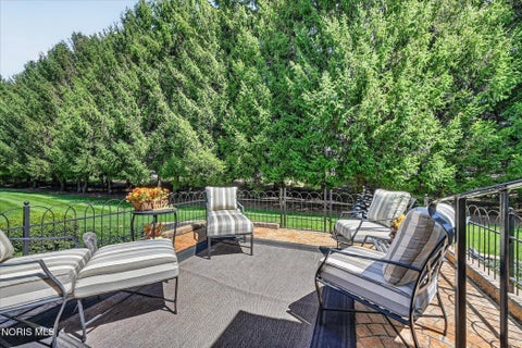 Tiny photo for 3915 Deer Valley Lane, Maumee, OH 43537 (MLS # 10012955)