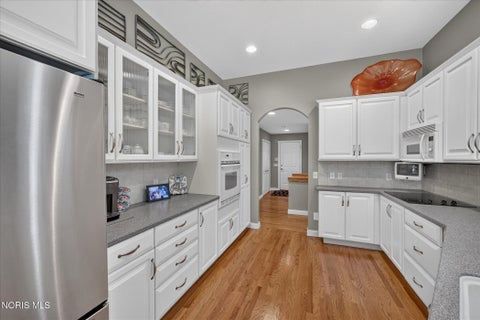 Tiny photo for 3915 Deer Valley Lane, Maumee, OH 43537 (MLS # 10012955)
