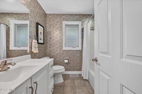 Tiny photo for 3915 Deer Valley Lane, Maumee, OH 43537 (MLS # 10012955)