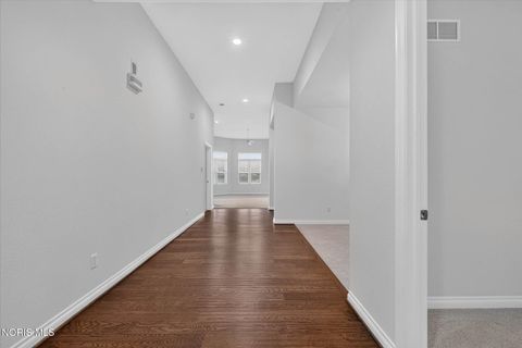 Tiny photo for 9624 Captiva Drive, Sylvania, OH 43560 (MLS # 10010263)