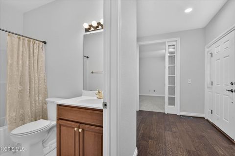 Tiny photo for 9624 Captiva Drive, Sylvania, OH 43560 (MLS # 10010263)