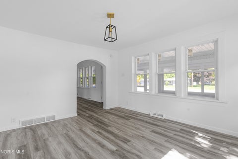 Tiny photo for 6237 Dorr Street, Toledo, OH 43615 (MLS # 10012866)