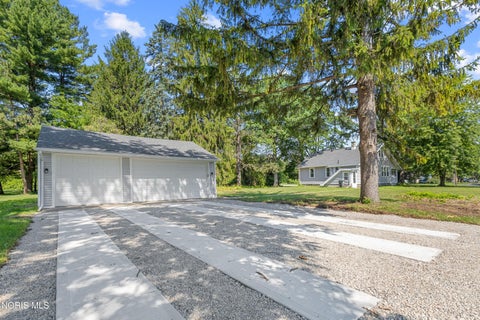 Tiny photo for 6237 Dorr Street, Toledo, OH 43615 (MLS # 10012866)