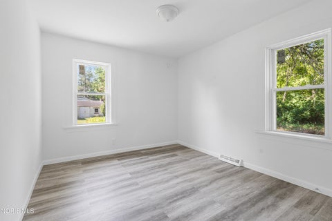 Tiny photo for 6237 Dorr Street, Toledo, OH 43615 (MLS # 10012866)