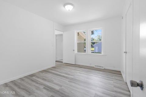 Tiny photo for 6237 Dorr Street, Toledo, OH 43615 (MLS # 10012866)