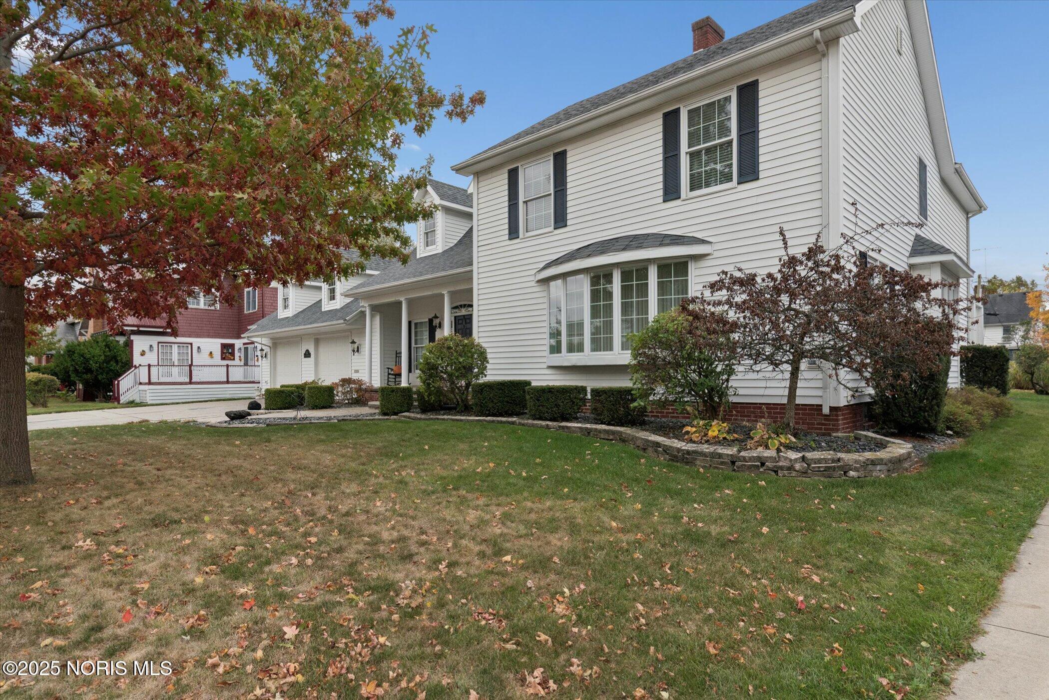 513 W Washington Street