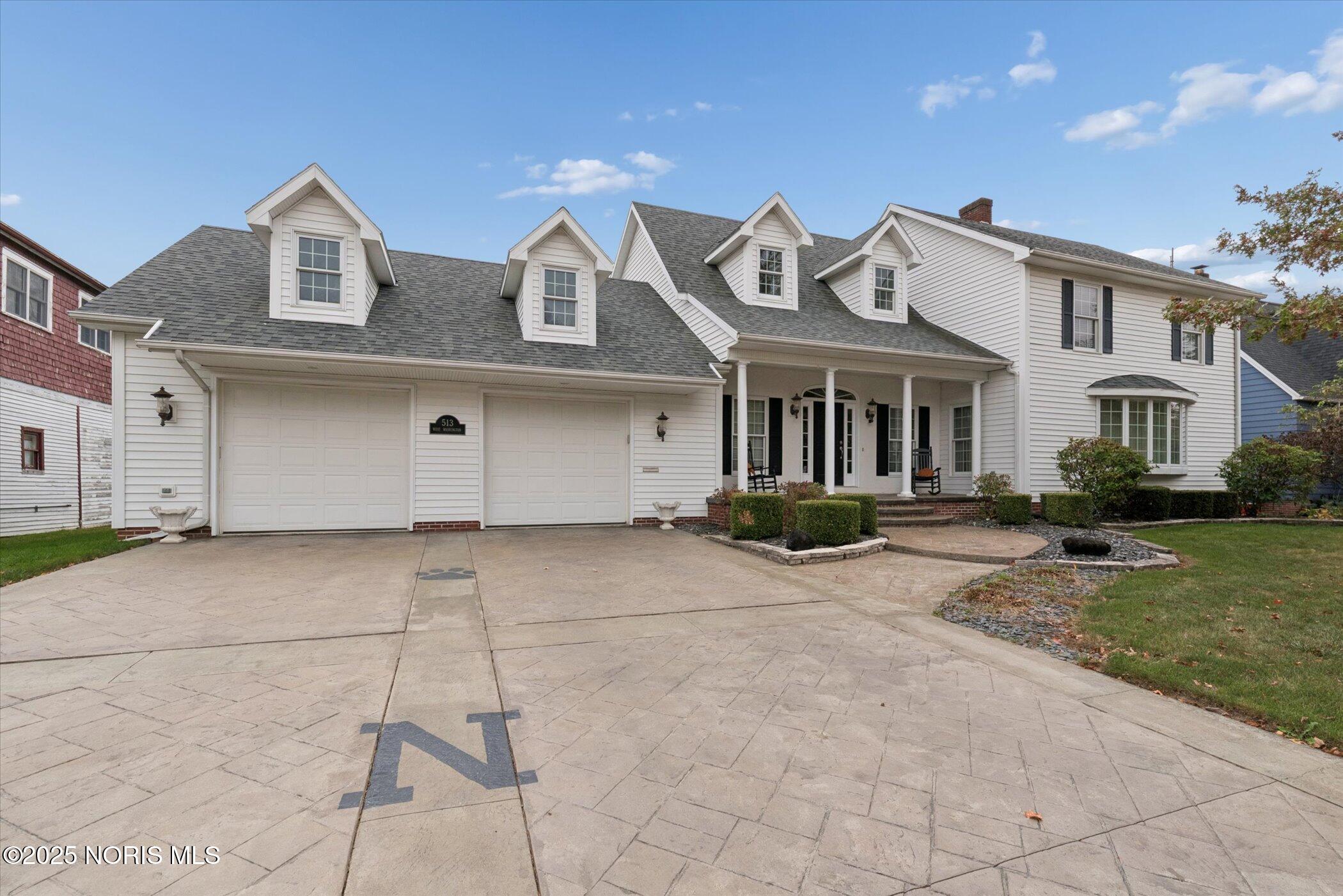 513 W Washington Street