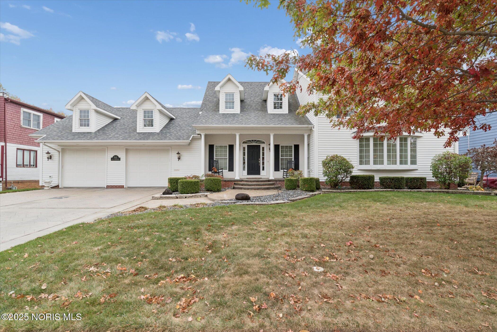 513 W Washington Street