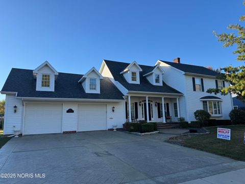 Photo of 513 W Washington Street, Napoleon, OH 43545 (MLS # 10000241)