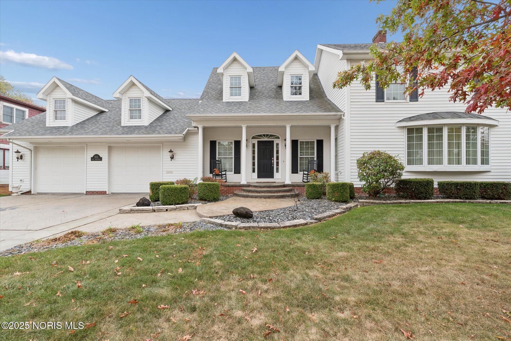 513 W Washington Street