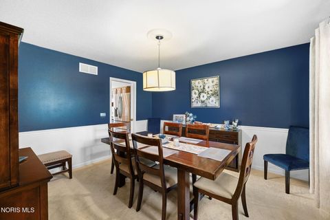 Tiny photo for 827 Abbey Lane, Findlay, OH 45840 (MLS # 10006774)