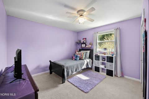 Tiny photo for 827 Abbey Lane, Findlay, OH 45840 (MLS # 10006774)