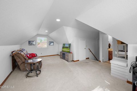 Tiny photo for 827 Abbey Lane, Findlay, OH 45840 (MLS # 10006774)