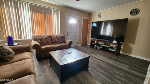 Tiny photo for 5127 Homeside Avenue, Toledo, OH 43612 (MLS # 10004528)