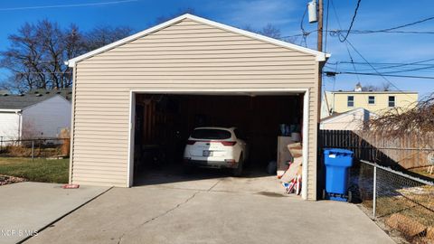 Tiny photo for 5127 Homeside Avenue, Toledo, OH 43612 (MLS # 10004528)