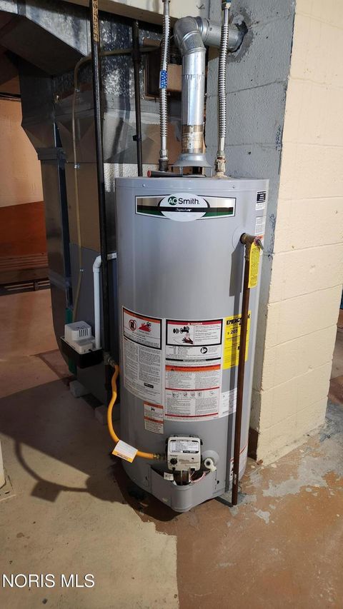 Tiny photo for 5127 Homeside Avenue, Toledo, OH 43612 (MLS # 10004528)