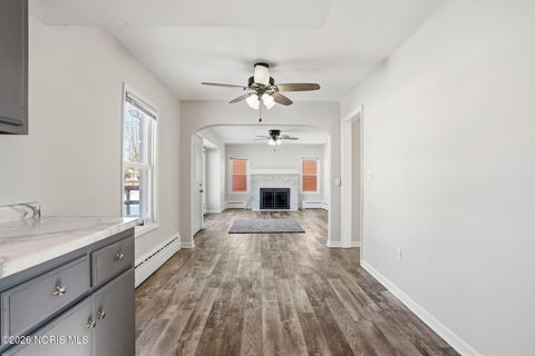 Tiny photo for 239 Edith Avenue, Findlay, OH 45840 (MLS # 10003784)