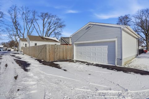Tiny photo for 239 Edith Avenue, Findlay, OH 45840 (MLS # 10003784)