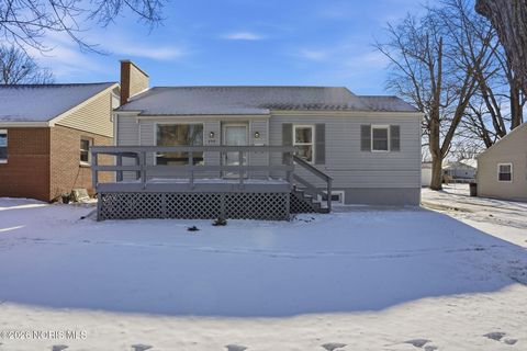 Photo of 239 Edith Avenue, Findlay, OH 45840 (MLS # 10003784)