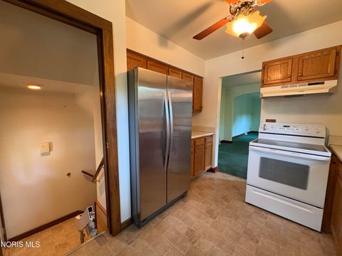 Tiny photo for 1312 Towers Road, Oregon, OH 43616 (MLS # 10007675)