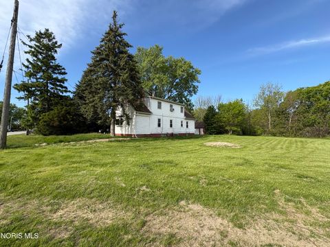 Tiny photo for 1312 Towers Road, Oregon, OH 43616 (MLS # 10007675)