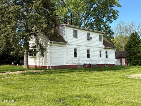 Tiny photo for 1312 Towers Road, Oregon, OH 43616 (MLS # 10007675)